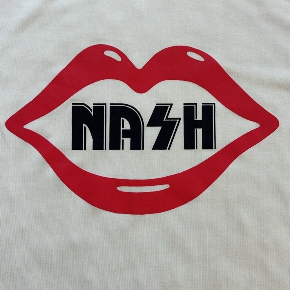 NASH Lips Tee Size Small - Picture 3 of 9
